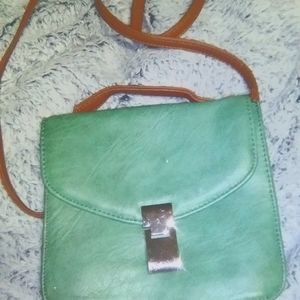 Cute Green Shoulder Bag